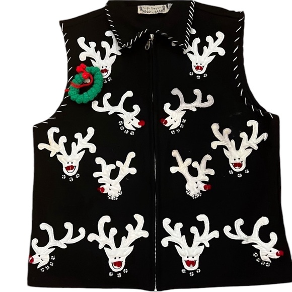 Christmas vest. Black and white w embroiled on reindeer. So festive!! Sz S EUC - Picture 1 of 7